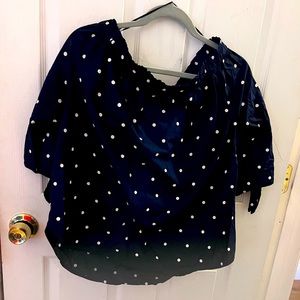 Ladies blouse. Size large